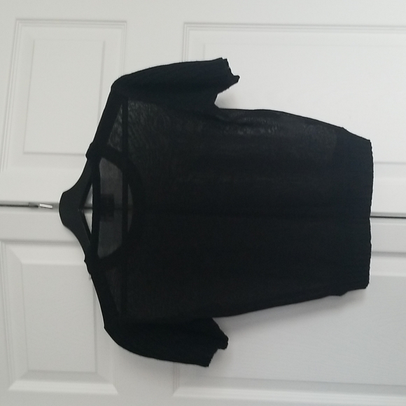 Black crop top (see-through) with knit sleeves and hem - Picture 2 of 4